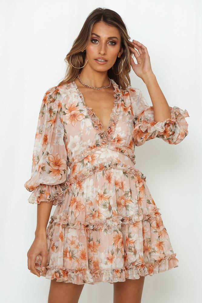Pauline Laurent® | robe dos nu à volants et décolleté en V