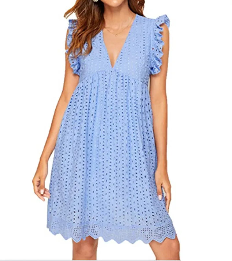 Robe d'été romantique avec broderie anglaise et manches à volants