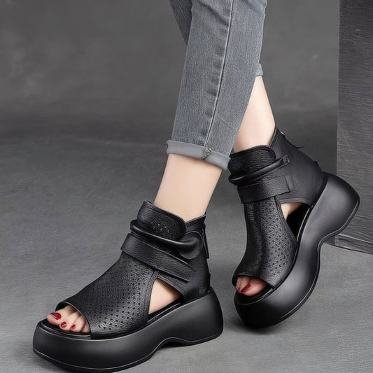 Sandales en forme de bottes