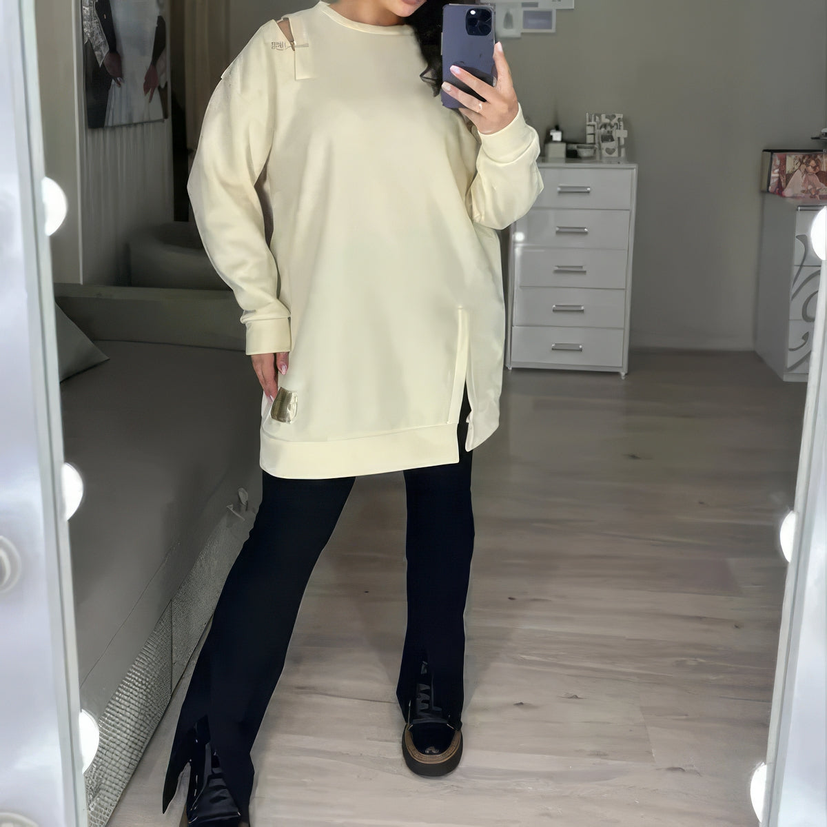 Robe Sportive Élégante pour Femme avec Découpes Décoratives