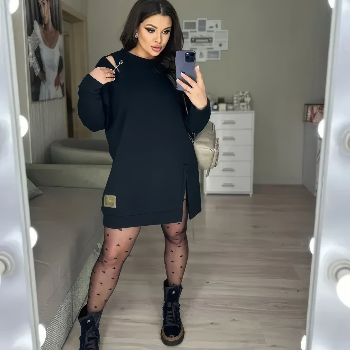 Robe Sportive Élégante pour Femme avec Découpes Décoratives