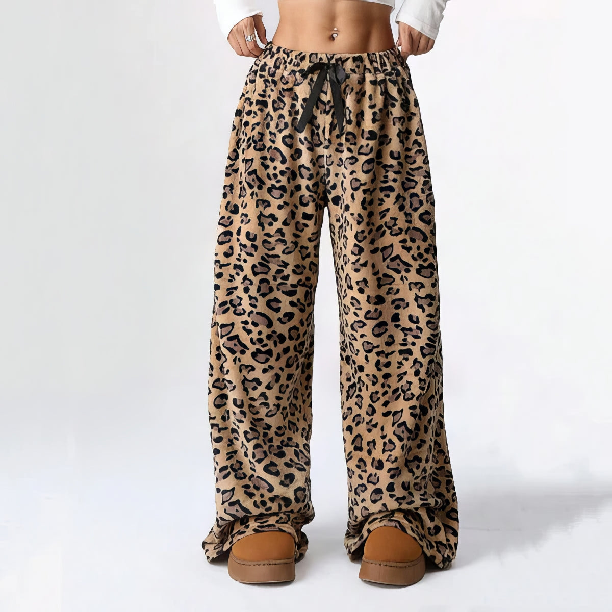 Pantalon femme à imprimé léopard et jambes larges