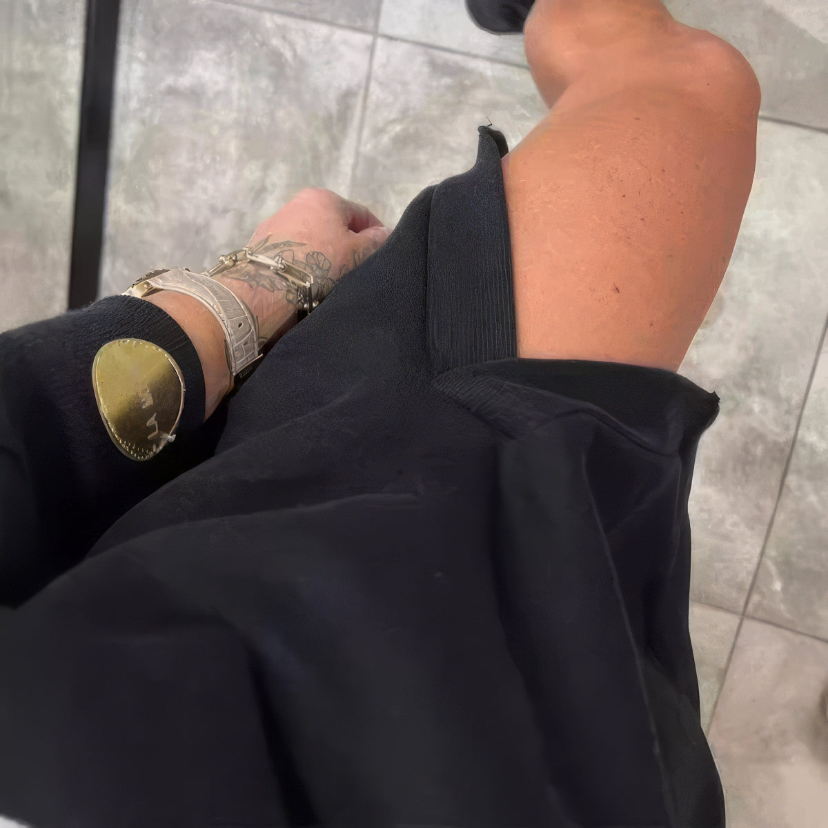 Robe Sportive Élégante pour Femme avec Découpes Décoratives