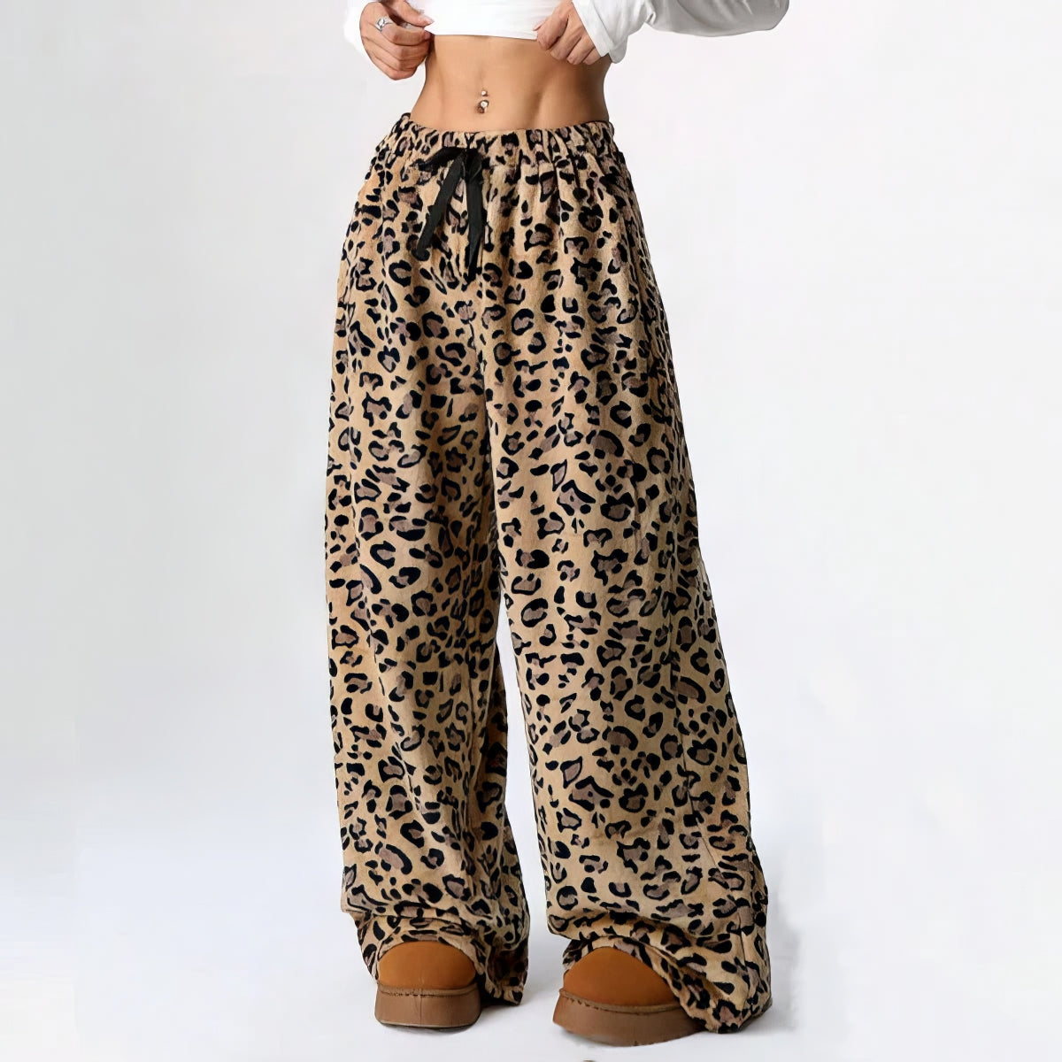 Pantalon femme à imprimé léopard et jambes larges