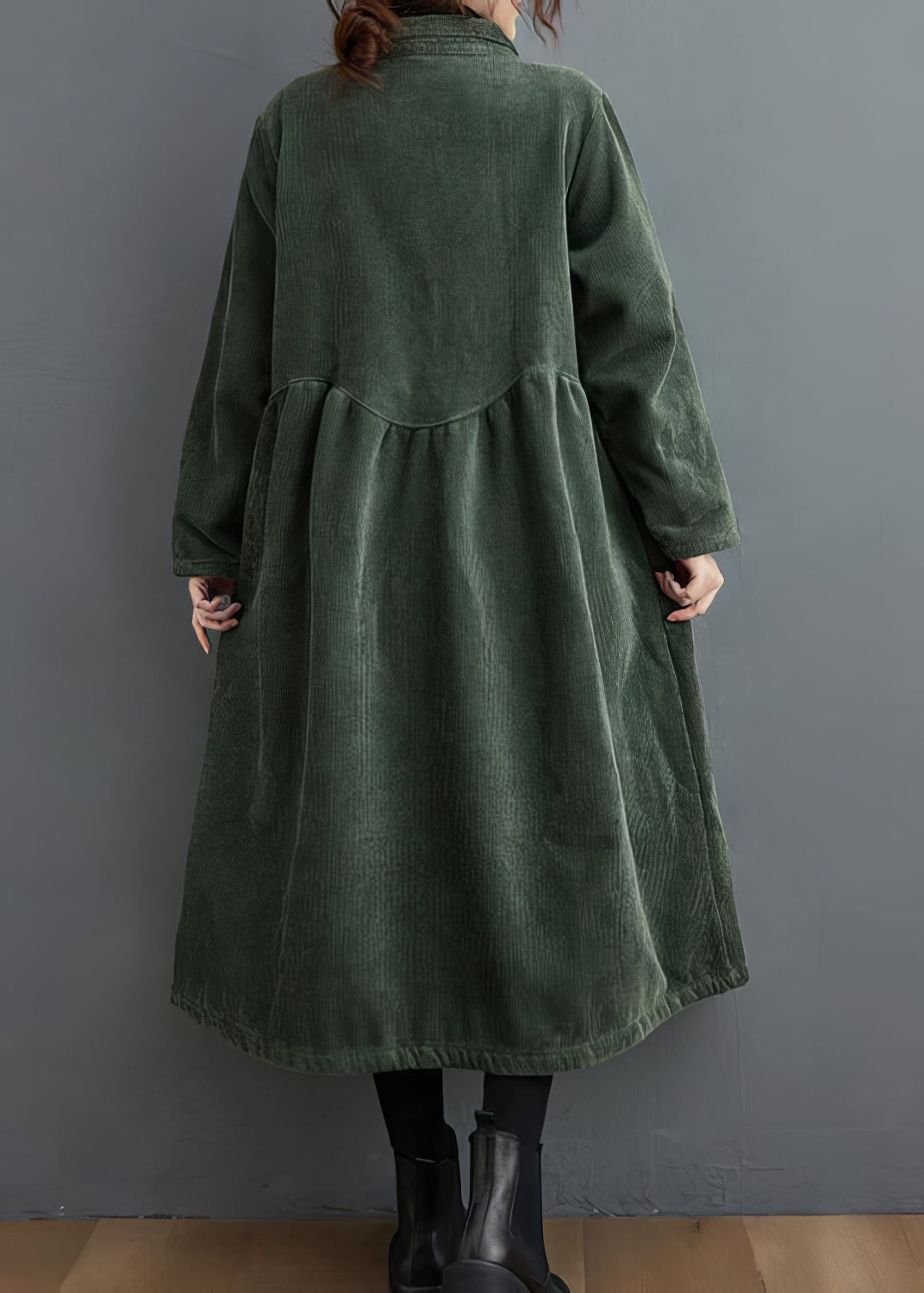 Manteau en velours côtelé épais et ajusté pour femme